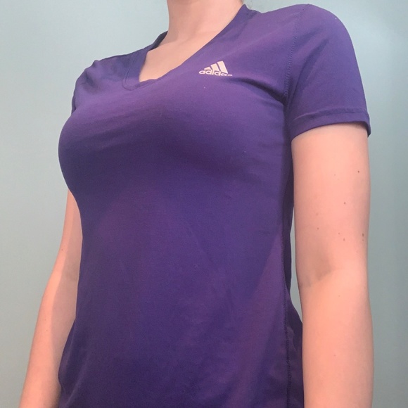 Purple Adidas "Ultimate Tee" V-neck- small - Picture 1 of 3